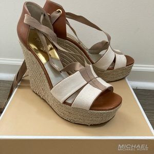 Michael Kors Las Rosas Wedge Espadrille
